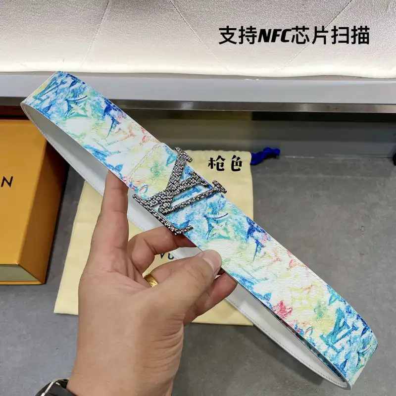 LV Belts 2104XF0009