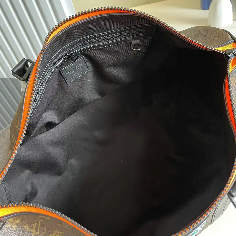 LV Bags 2106DJ0025