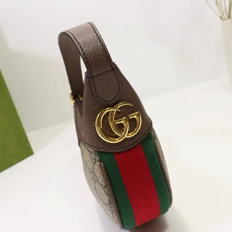 G*u*i bags 2106dj0040