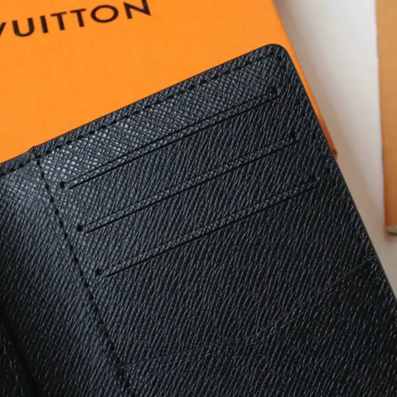 LV Bags 2106DJ0060