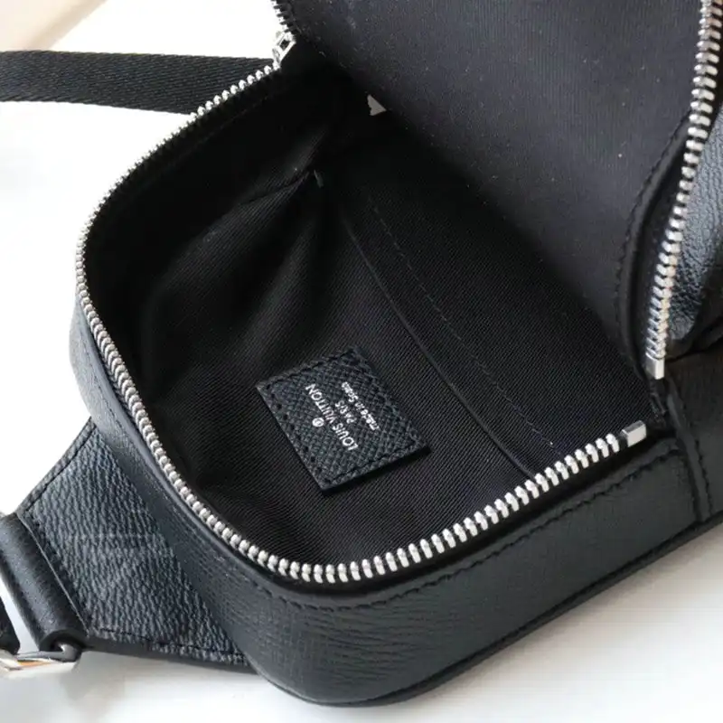 LV Bags 2106DJ0100