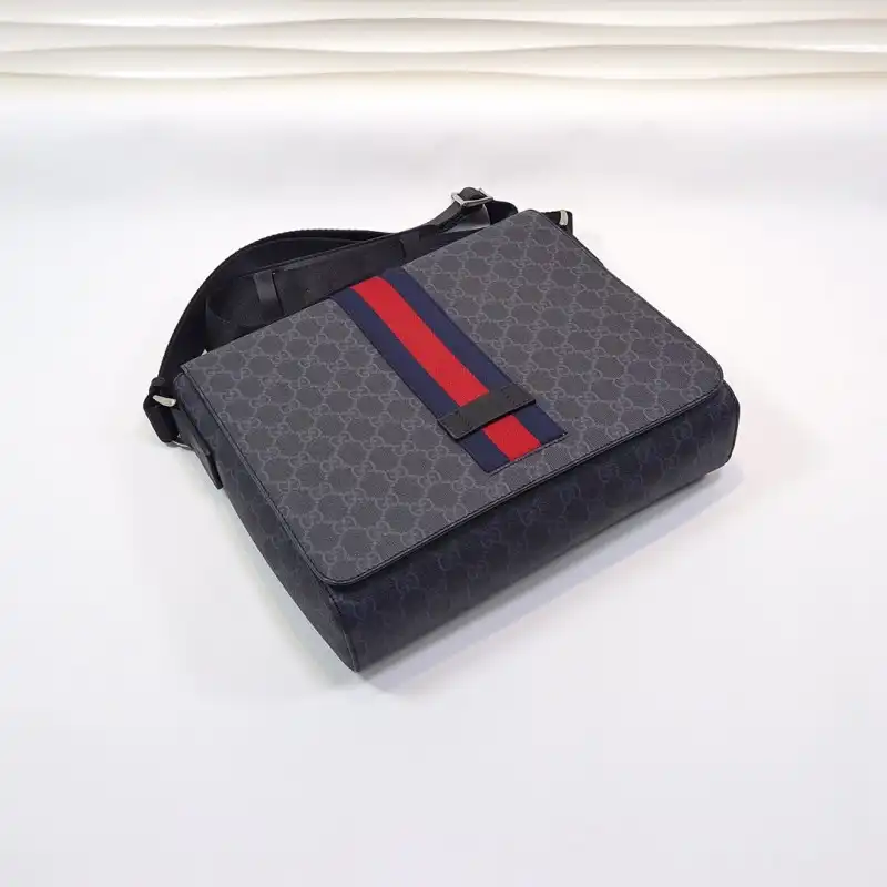 G*u*i s bags 2108dj0027