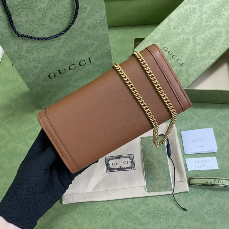 G*u*i s bags 2108ya0060