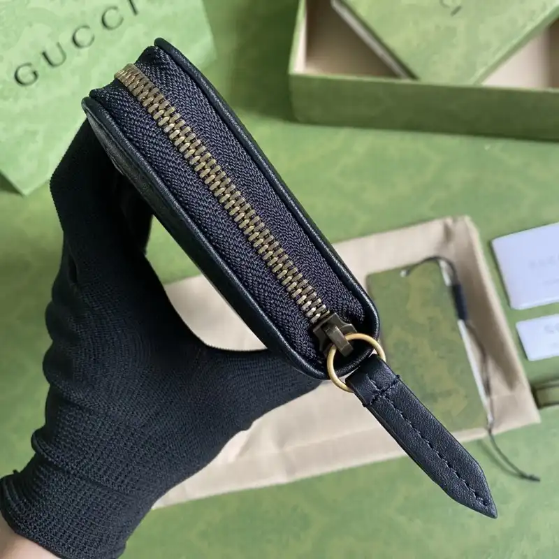 G*u*i s bags 2108ya0062