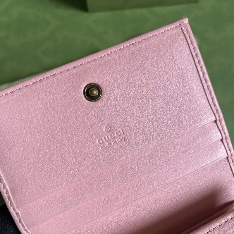 G*u*i s bags 2108ya0068