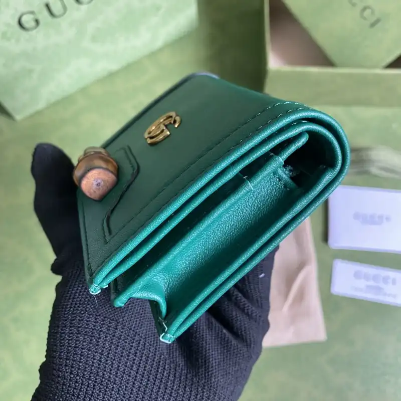 G*u*i s bags 2108ya0069