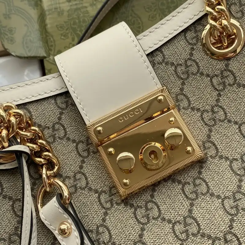 G*u*i s bags 2108ya0084