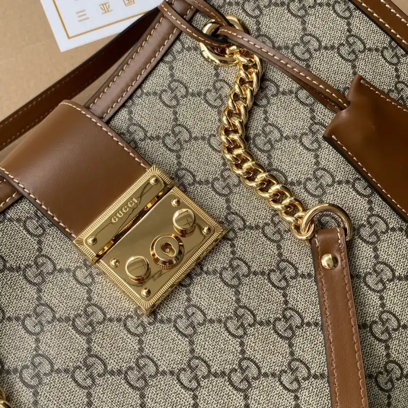 G*u*i s bags 2108ya0099