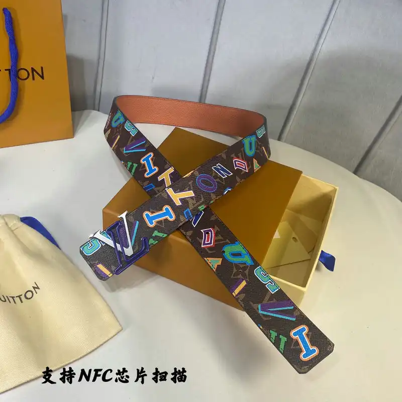LV Belts 2109XA0007