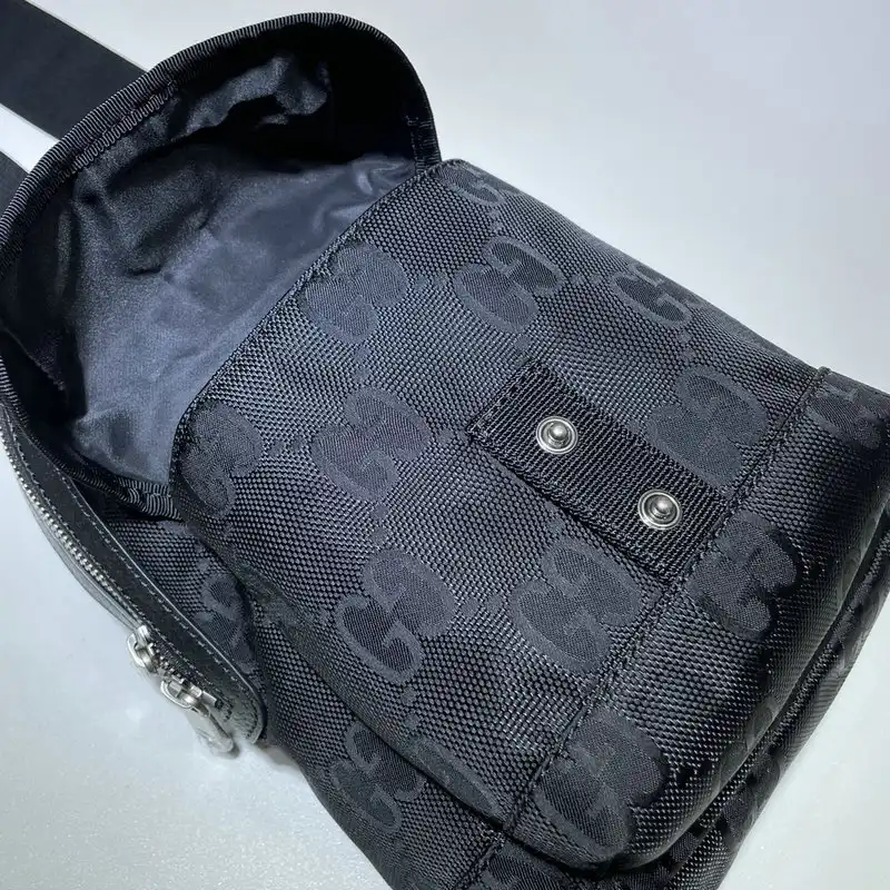 G*u*i bag 2109ya0205