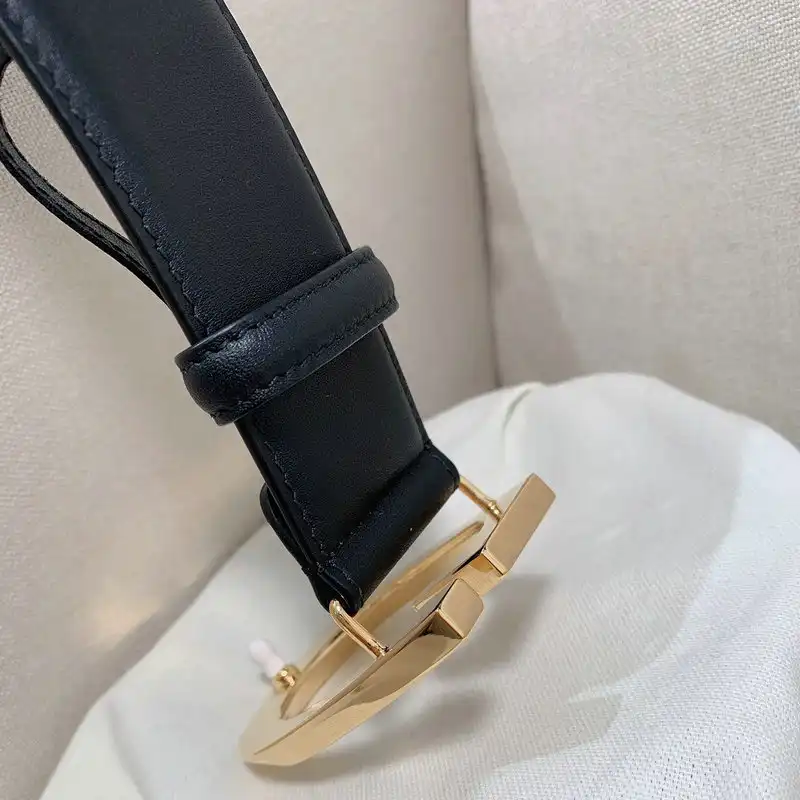 G*u*i belts 2110xf0001