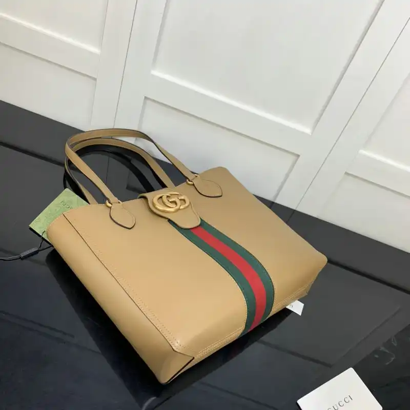 G*u*i bags 2110ya0126