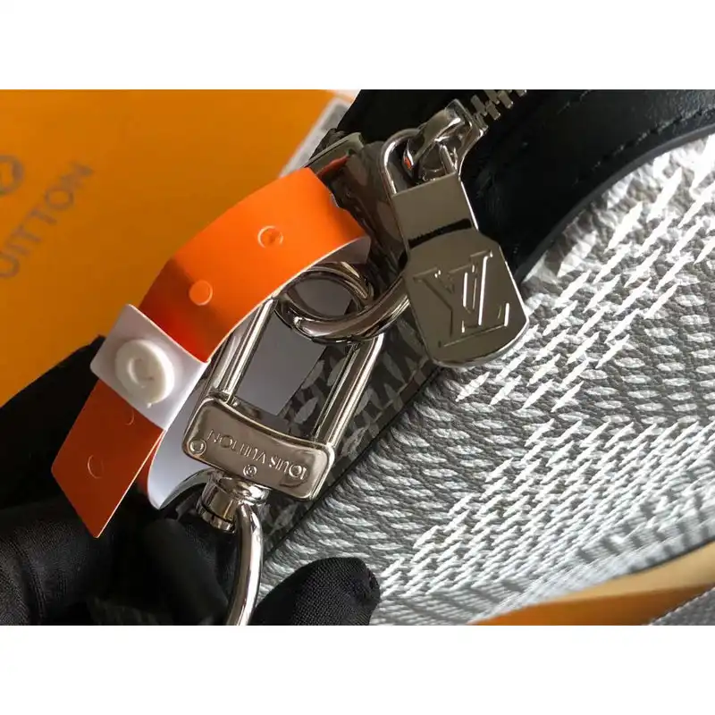 LV Bags 2111FY0017