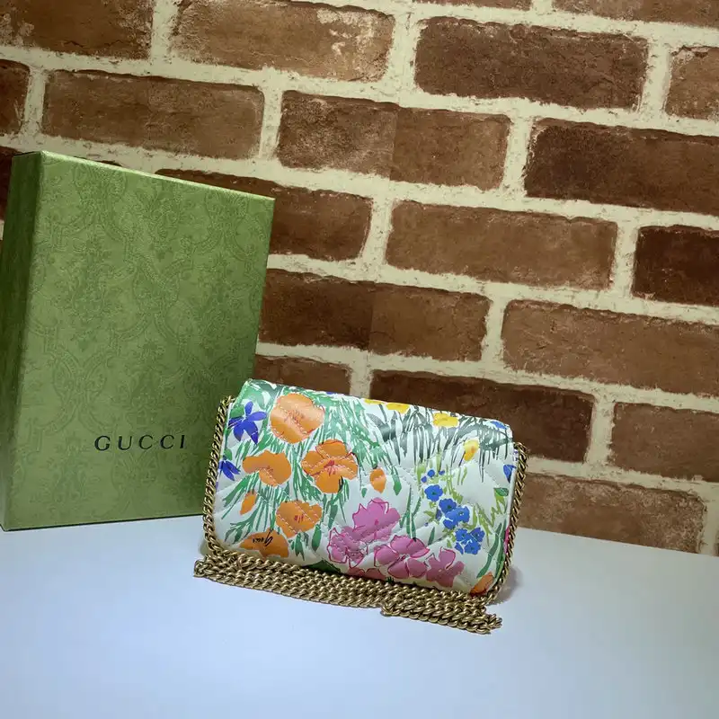 G*u*i bags 2111ya0008
