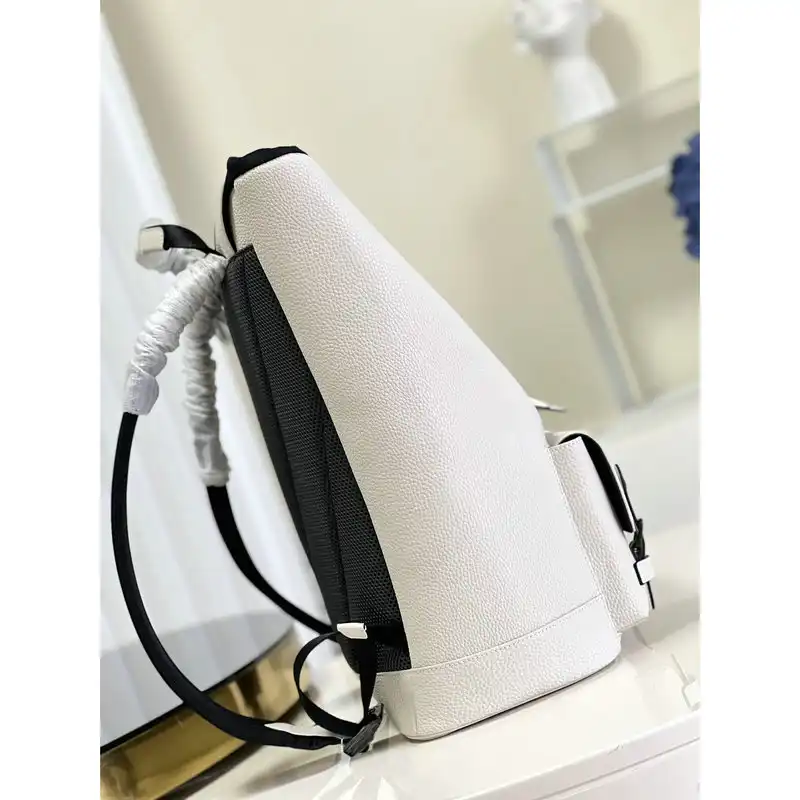 LV Bags 2111YA0033