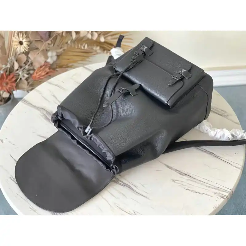 LV Bags 2111YZ0001