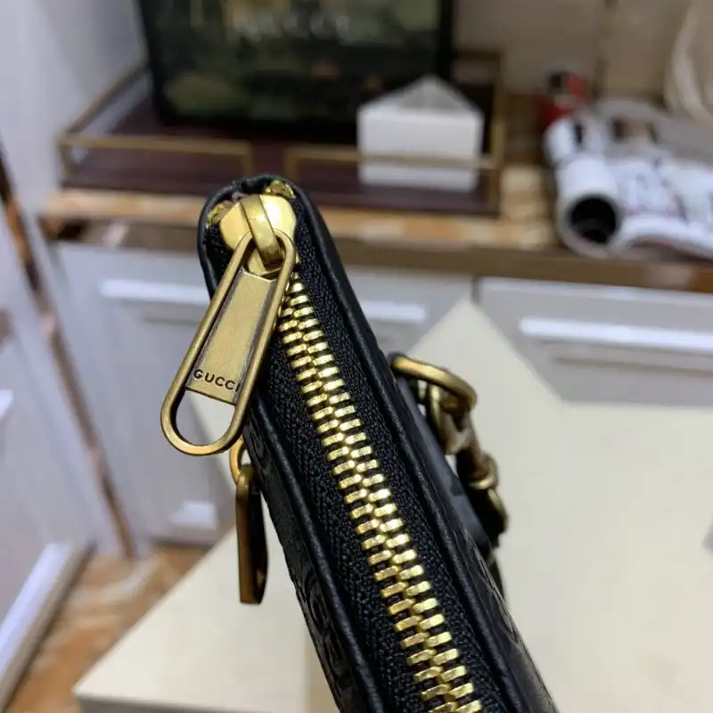 G*u*i bags 2111yz0004
