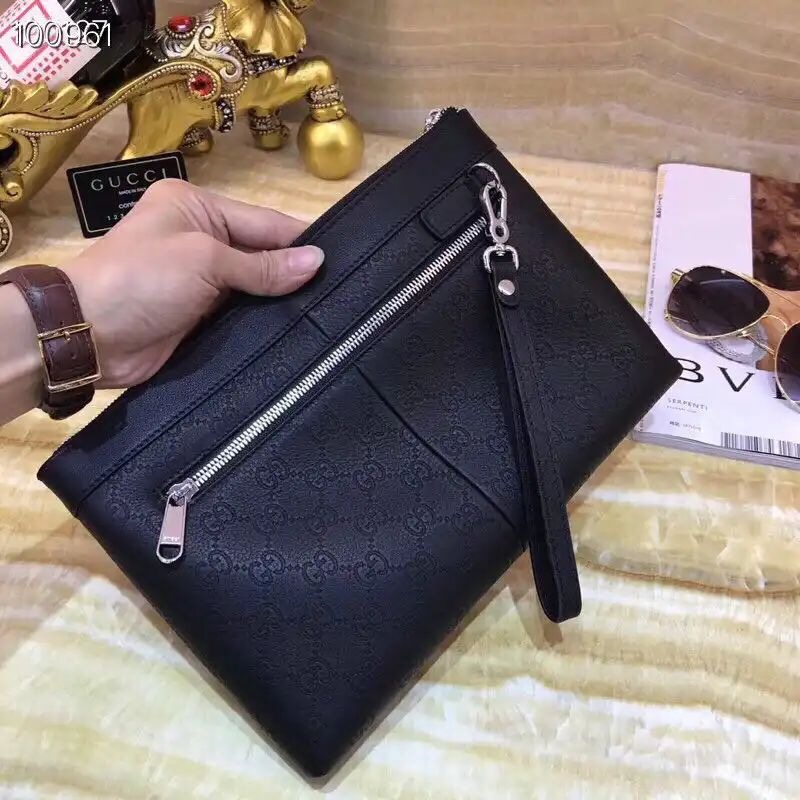 G*u*i bags 2111yz0007