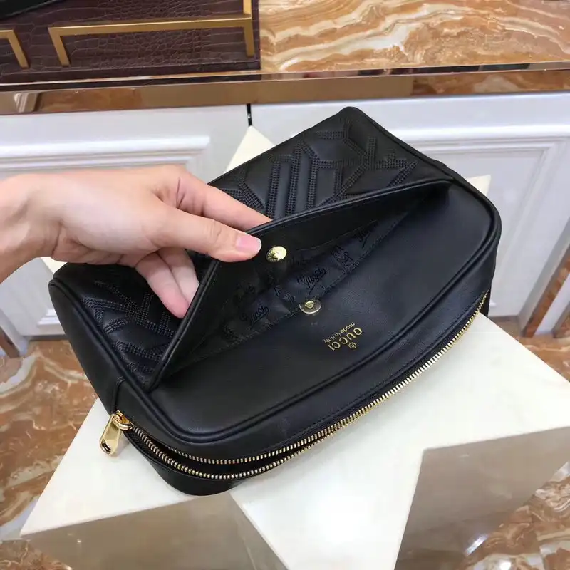 G*u*i bags 2111yz0009