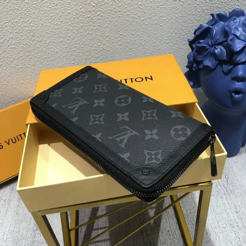 LV Bags 2111YZ0035