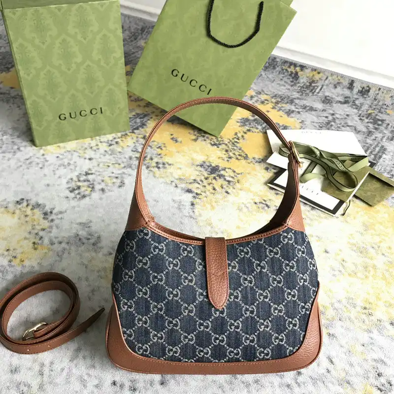 G*u*i bags 2112dj0112