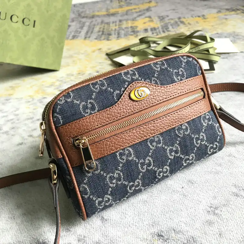 G*u*i bags 2112dj0114