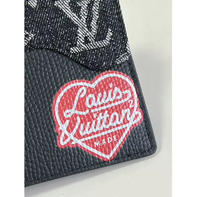 LV Bag 2112FY0007
