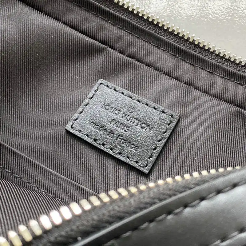 LV Bag 2112FY0041