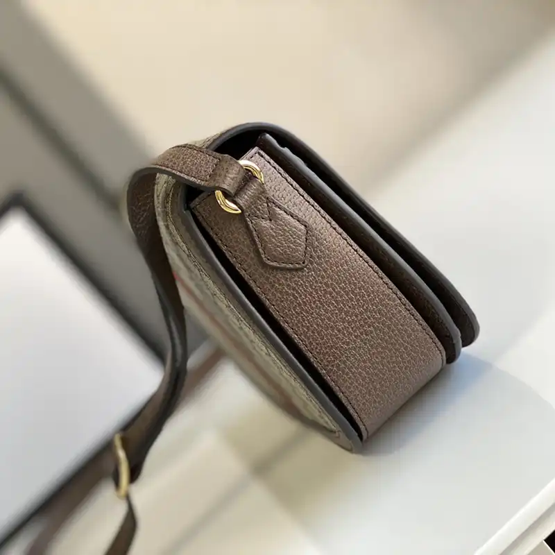 G*u*i bag 2112ht0012
