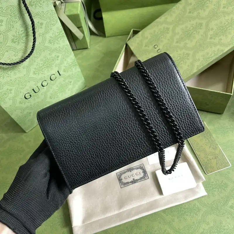 G*u*i bag 2112ya0003