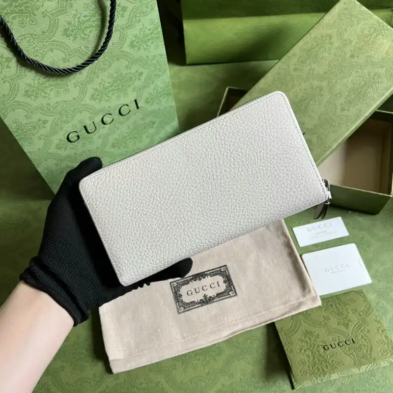 G*u*i bag 2112ya0004