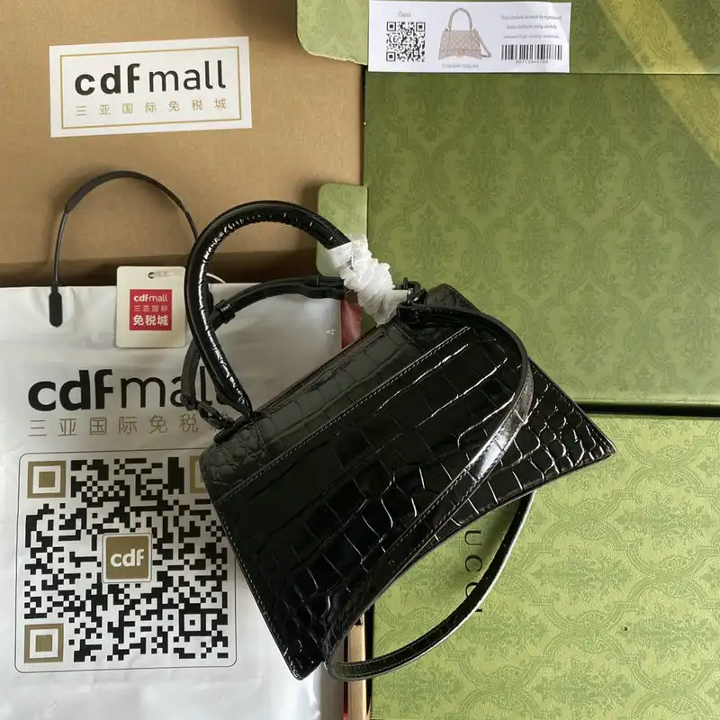 G*u*i bag 2112ya0069