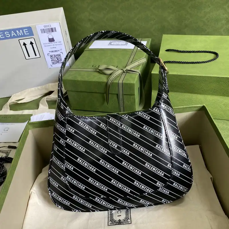 G*u*i bag 2112ya0072