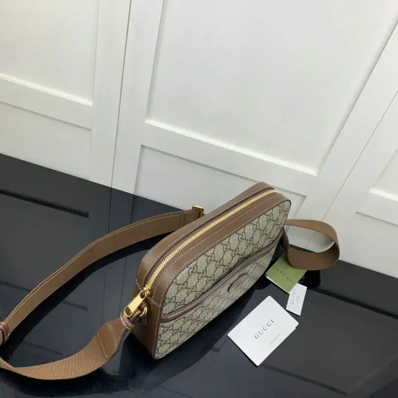 G*u*i bag 2112ya0092