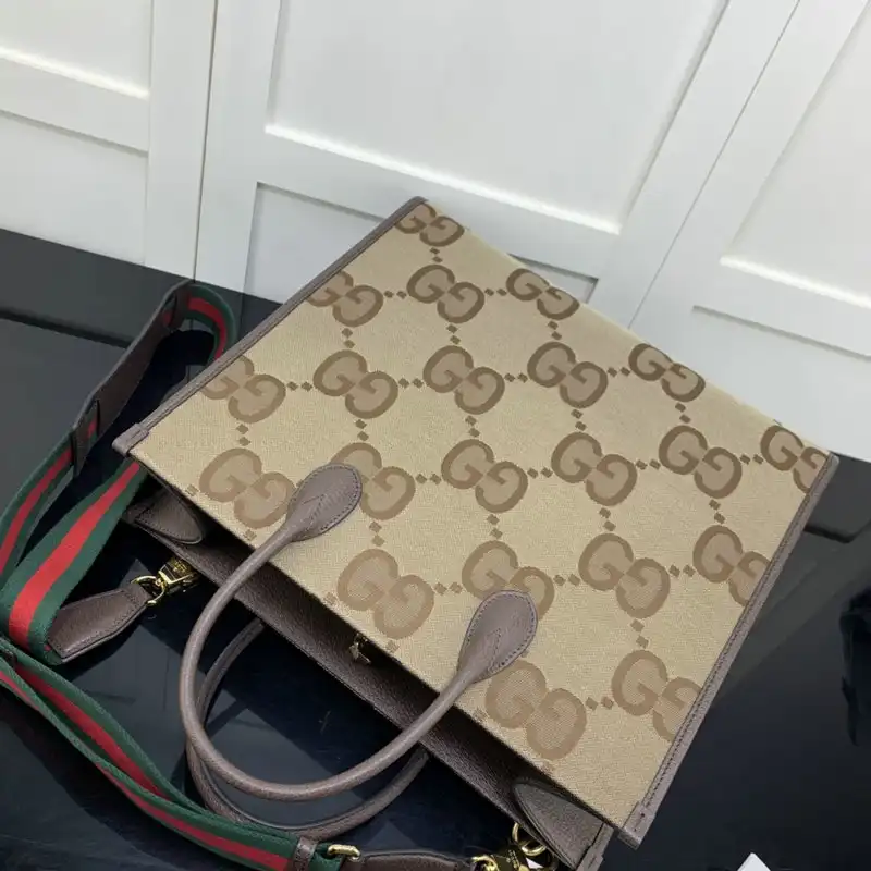 G*u*i bag 2112ya0098