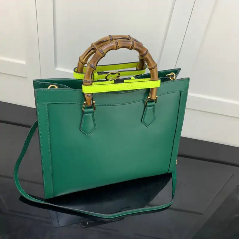 G*u*i bag 2112ya0105