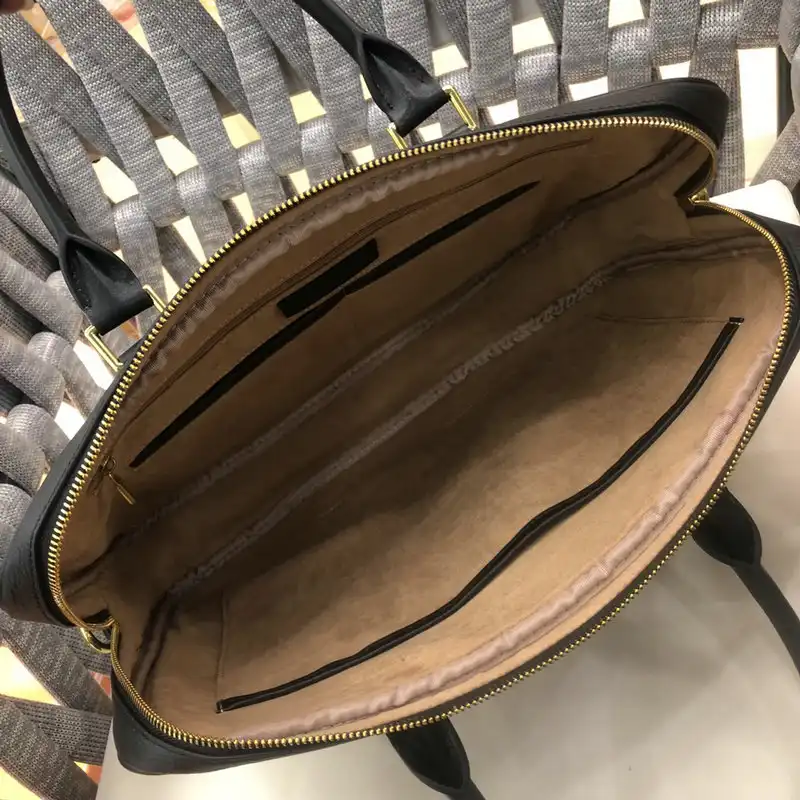 G*u*i bag 2112yz0098