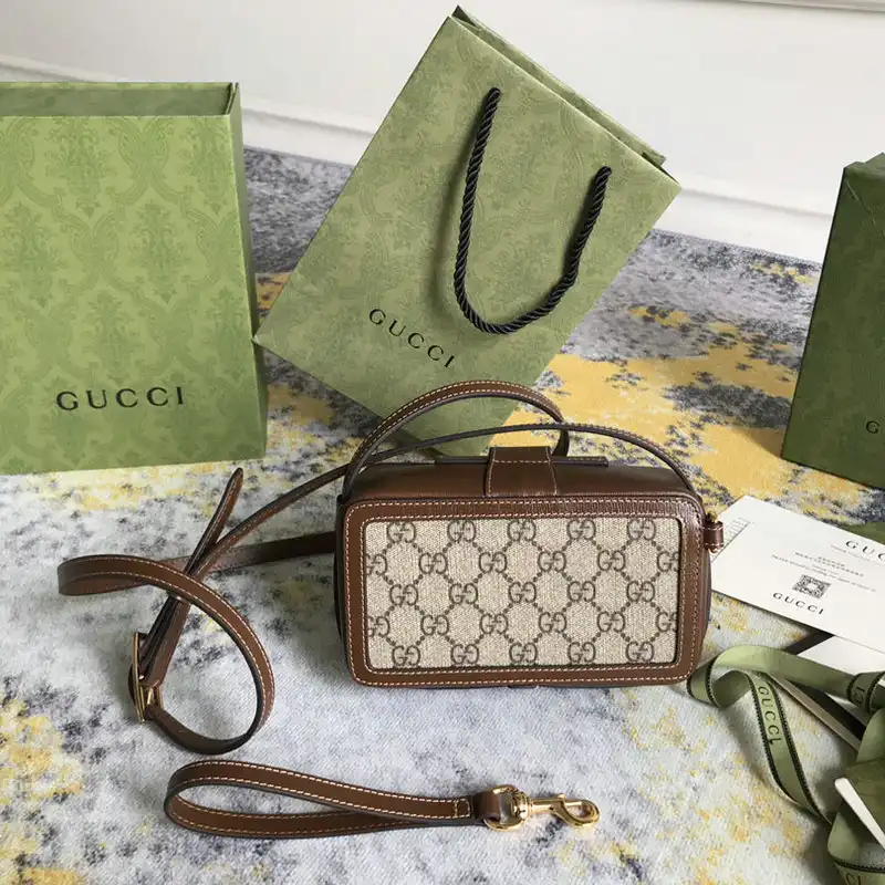 G*u*i bag 2201dj0011