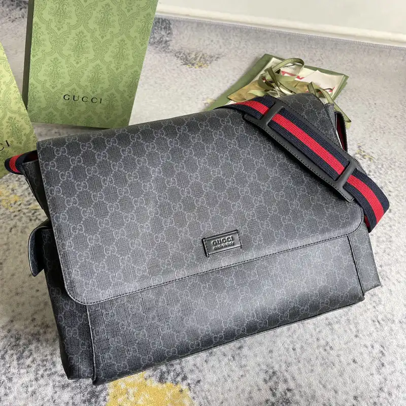 G*u*i bag 2201dj0016