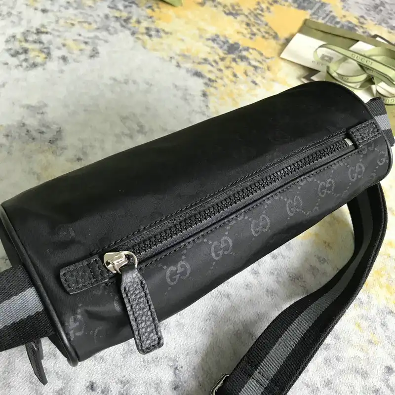 G*u*i bag 2201dj0021