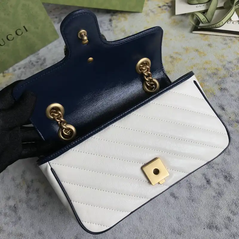 G*u*i bag 2201dj0026