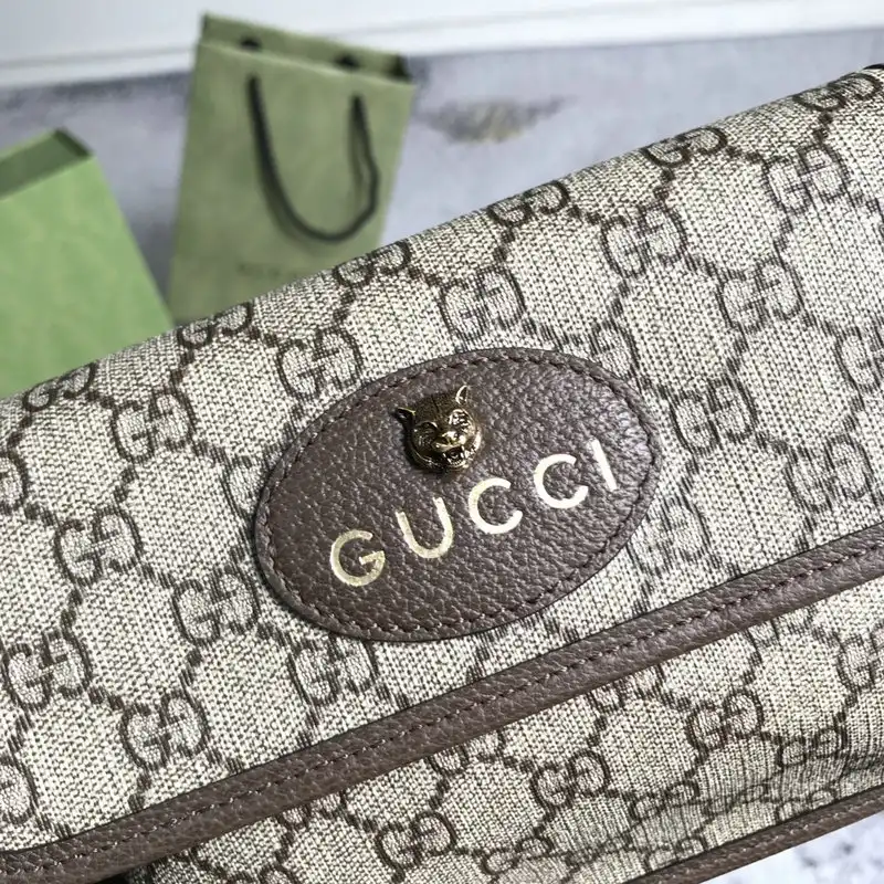 G*u*i bag 2201dj0037