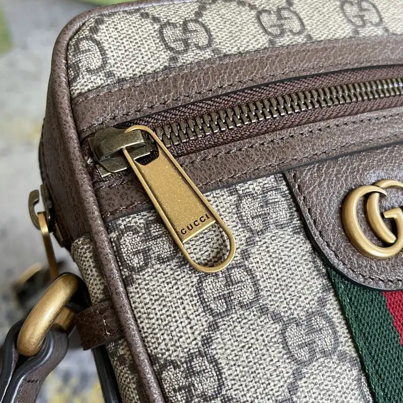 G*u*i bag 2201dj0045