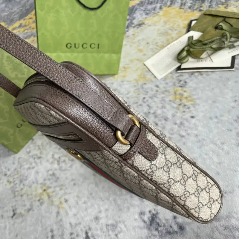 G*u*i bag 2201dj0047