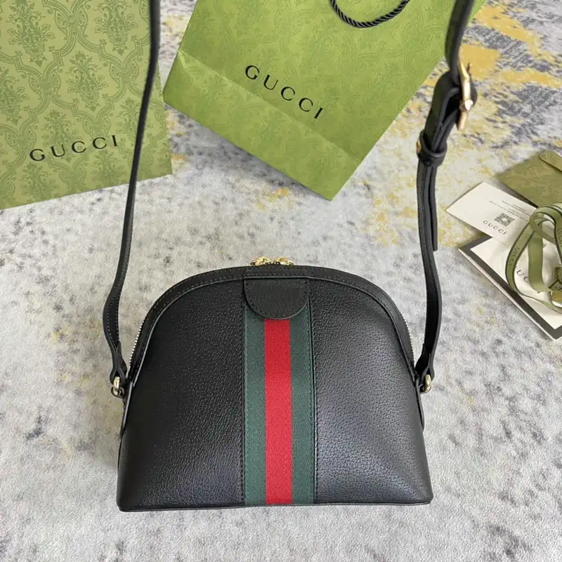 G*u*i bag 2201dj0050