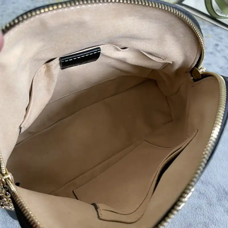 G*u*i bag 2201dj0050