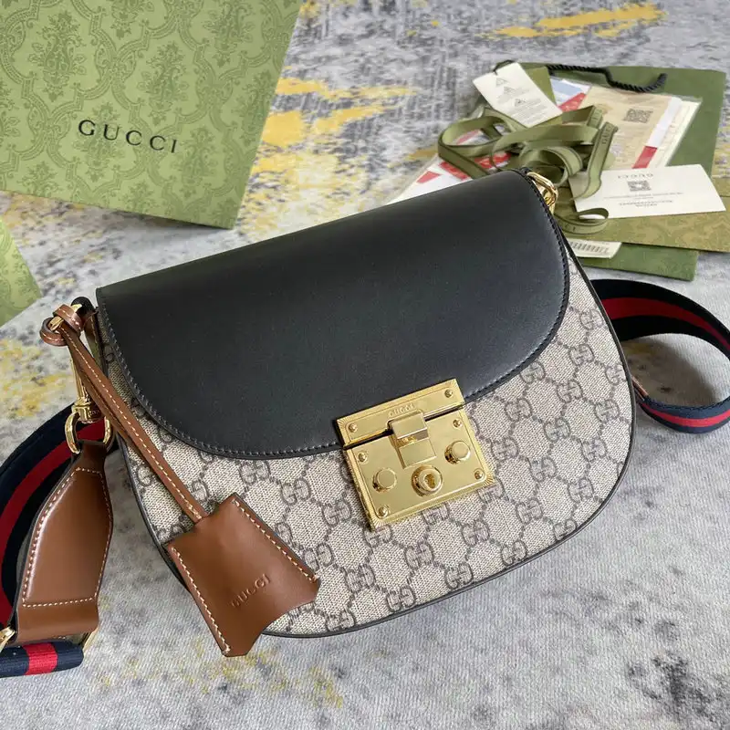 G*u*i bag 2201dj0053