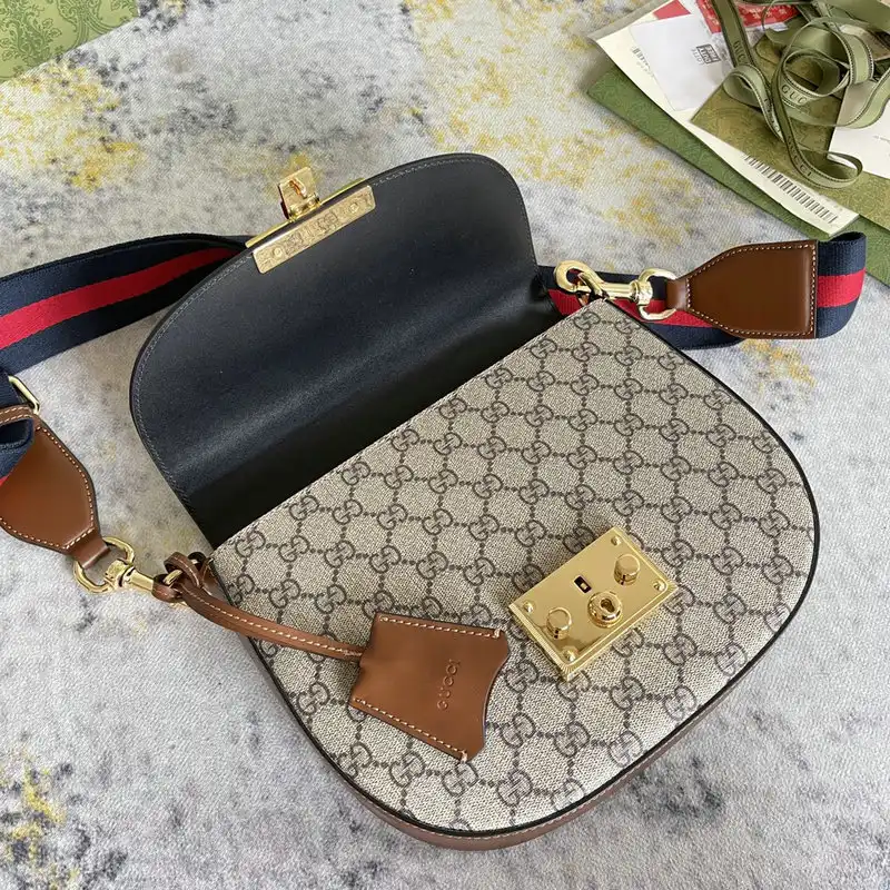 G*u*i bag 2201dj0053