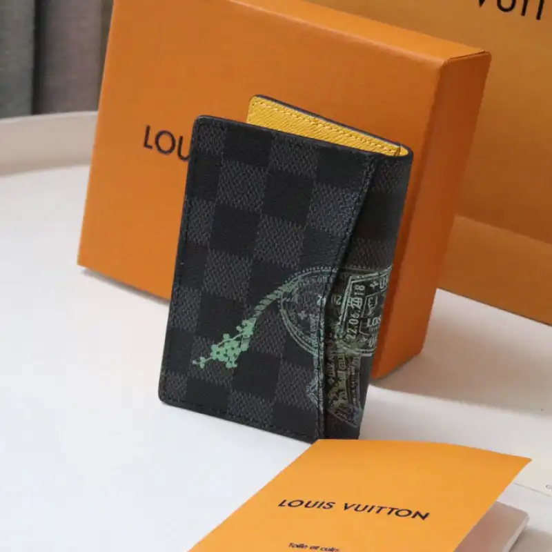 LV Bag 2204DJ0005