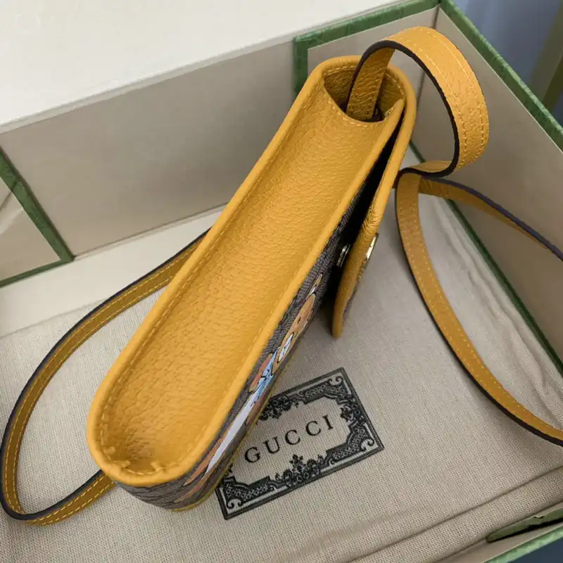 G*u*i bag 2204dj0063